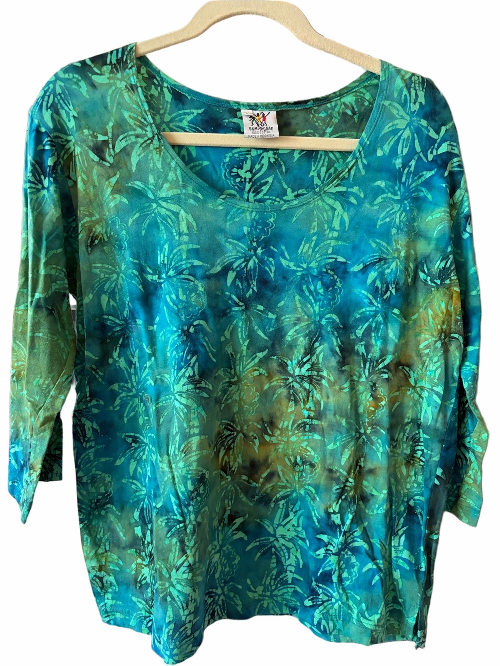 Rum Reggae Tropical Batik print in green/blues cotton jersey 3/4 sleeve large